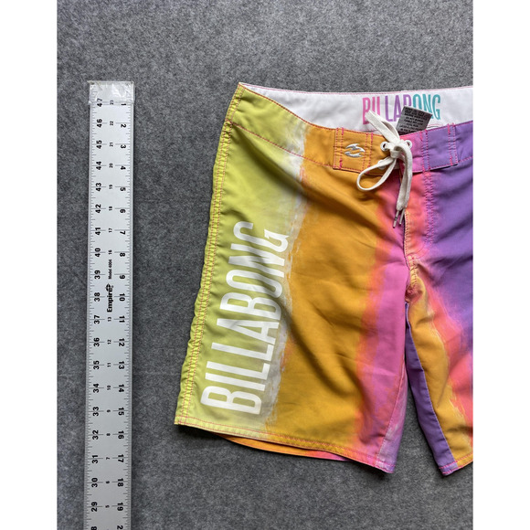 Billabong Shorts Womens Size 9 Multicolor Boardshorts Swim Surf Rainbow Ombre - Picture 5 of 16